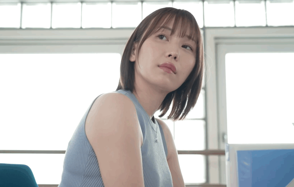 ABF-263 入社まもない男性社員たちが例外なくハマる弊社のシゴデキ美人主任 釈アリス