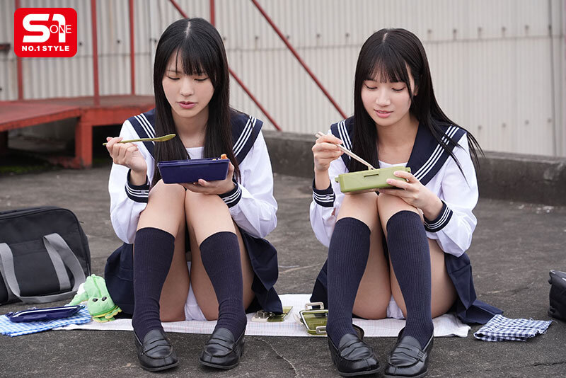 SNOS-002 イジメられている双子姉妹を救って、ふたり一緒に脱がせてみたい。 浅野こころ 榊原萌