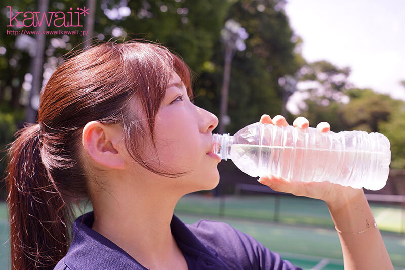 CAWD-923 努力しまくってようやく内定を勝ち取った ‘不憫かわいい’新卒女子アナ(予定)が、衝撃のAVデビュー出演…なんで!? 水川菜月