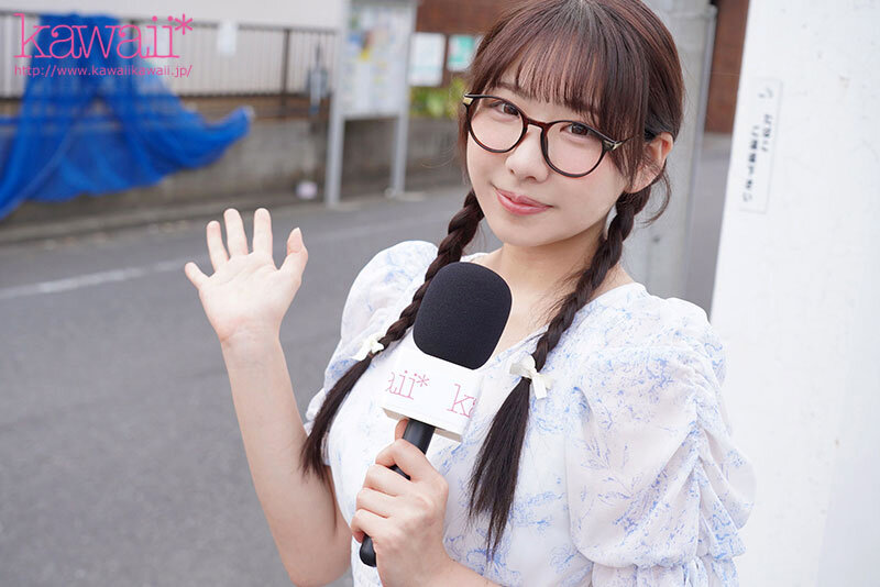 CAWD-923 努力しまくってようやく内定を勝ち取った ‘不憫かわいい’新卒女子アナ(予定)が、衝撃のAVデビュー出演…なんで!? 水川菜月