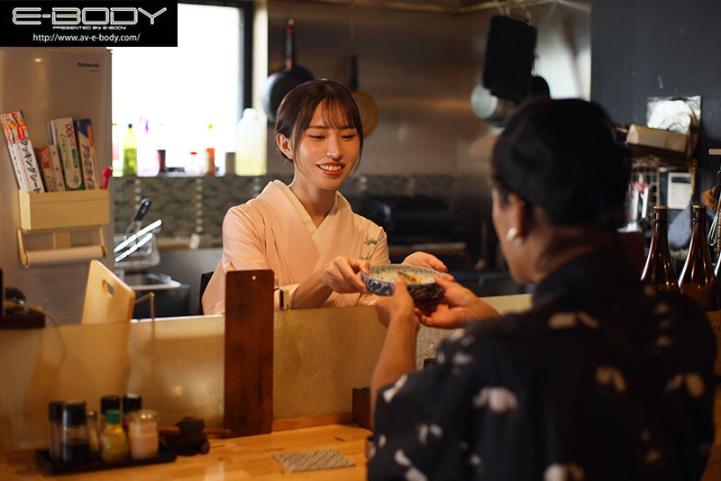 EYAN-208 お客様には決して見せない、着物で隠れた純白Gカップと淫らな人妻セックス 料亭の美人女将 佐野秋帆（28）AVデビュー