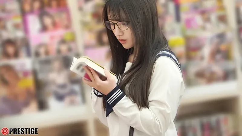 ABF-361 中年男のねっちょりセックスに溺れる文系女子。粘着性高湿度サイレントセックス 中森ななみ