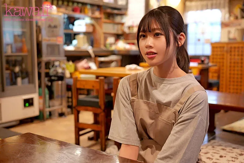 CAWB-003 こども店長 AVデビュー定食屋で働く最年少店長は華奢Aカップをイカされたい 守屋えり